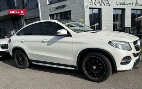 Mercedes-Benz GLE, 2015 год, 4 300 000 рублей, 4 фотография