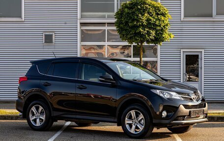 Toyota RAV4, 2015 год, 2 045 000 рублей, 3 фотография