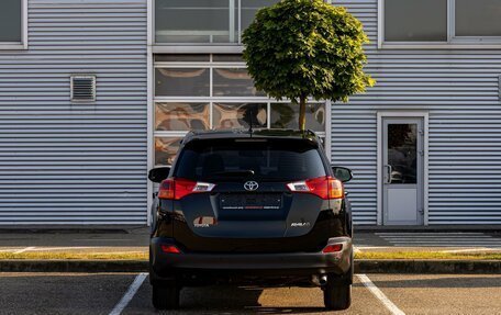 Toyota RAV4, 2015 год, 2 045 000 рублей, 5 фотография