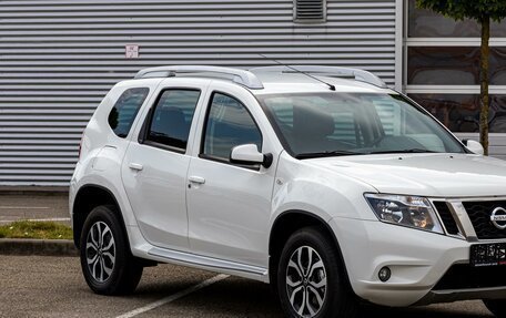 Nissan Terrano III, 2015 год, 1 095 000 рублей, 7 фотография