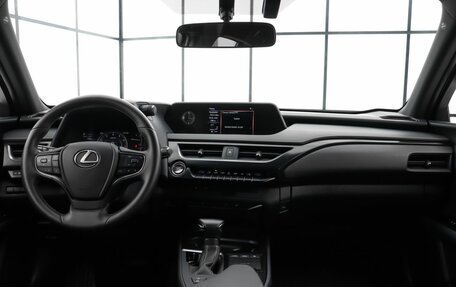 Lexus UX I, 2020 год, 3 149 000 рублей, 10 фотография