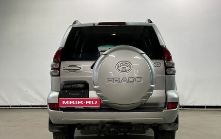 Toyota Land Cruiser Prado 120 рестайлинг, 2004 год, 1 350 000 рублей, 6 фотография