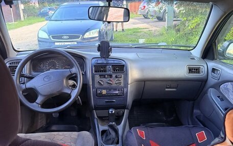 Toyota Avensis III рестайлинг, 1998 год, 135 000 рублей, 7 фотография