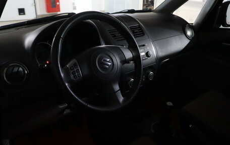 Suzuki SX4 II рестайлинг, 2010 год, 739 990 рублей, 12 фотография