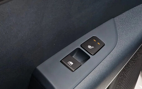 KIA Niro, 2023 год, 2 466 000 рублей, 21 фотография