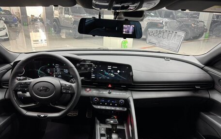 Hyundai Elantra, 2023 год, 1 310 000 рублей, 9 фотография