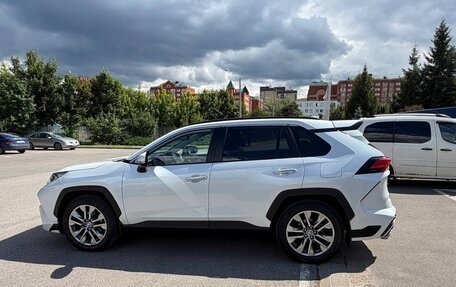 Toyota RAV4, 2021 год, 3 400 000 рублей, 3 фотография