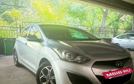 Hyundai i30 II рестайлинг, 2012 год, 730 000 рублей, 3 фотография