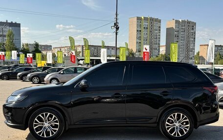 Mitsubishi Outlander III рестайлинг 3, 2016 год, 1 599 000 рублей, 8 фотография