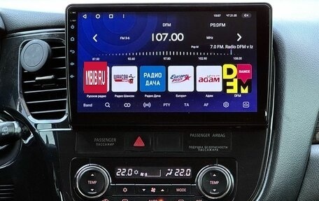 Mitsubishi Outlander III рестайлинг 3, 2016 год, 1 599 000 рублей, 17 фотография
