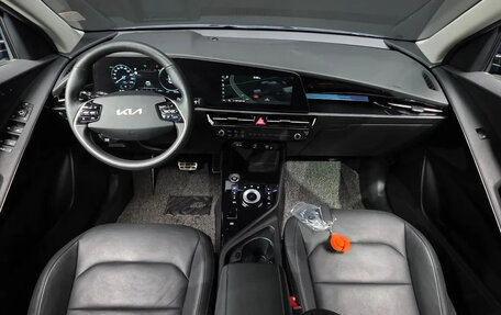 KIA Niro, 2022 год, 2 040 000 рублей, 8 фотография