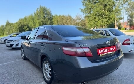Toyota Camry, 2008 год, 950 000 рублей, 2 фотография