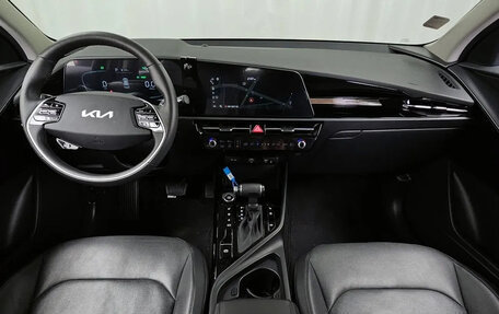 KIA Niro, 2022 год, 1 780 000 рублей, 12 фотография