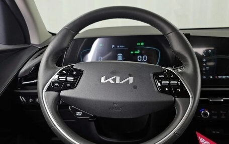 KIA Niro, 2022 год, 1 780 000 рублей, 8 фотография