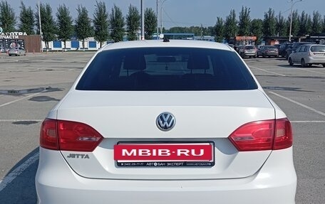Volkswagen Jetta VI, 2012 год, 990 000 рублей, 5 фотография