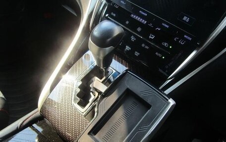 Toyota Harrier, 2019 год, 2 900 000 рублей, 9 фотография