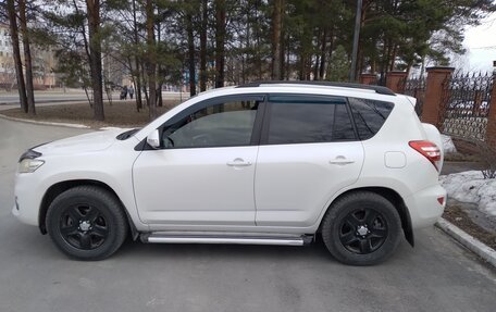 Toyota RAV4, 2011 год, 1 250 000 рублей, 2 фотография