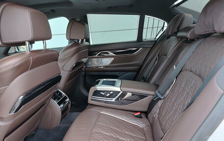 BMW 7 серия, 2022 год, 7 800 000 рублей, 15 фотография