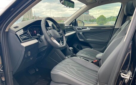 Volkswagen Tiguan II, 2023 год, 2 500 000 рублей, 7 фотография