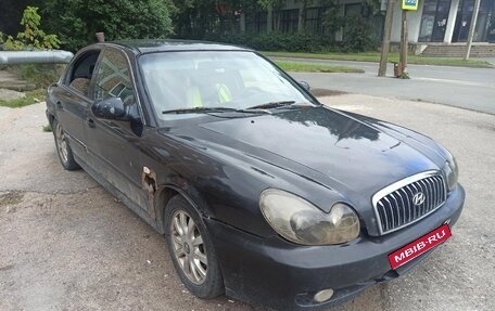 Hyundai Sonata IV рестайлинг, 2004 год, 89 000 рублей, 1 фотография