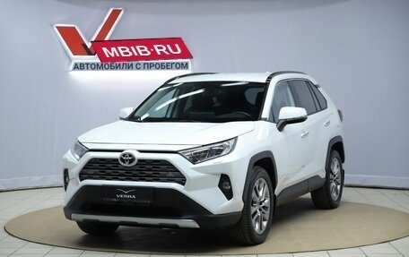 Toyota RAV4, 2020 год, 3 790 000 рублей, 1 фотография