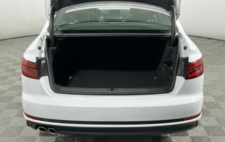 Audi A4, 2017 год, 2 299 000 рублей, 8 фотография