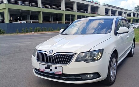 Skoda Superb III рестайлинг, 2013 год, 799 000 рублей, 3 фотография