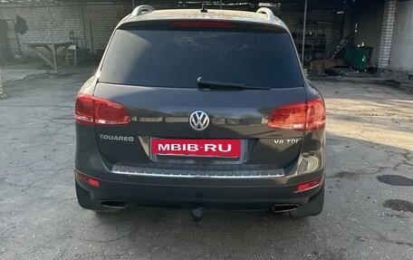 Volkswagen Touareg III, 2011 год, 2 300 000 рублей, 4 фотография