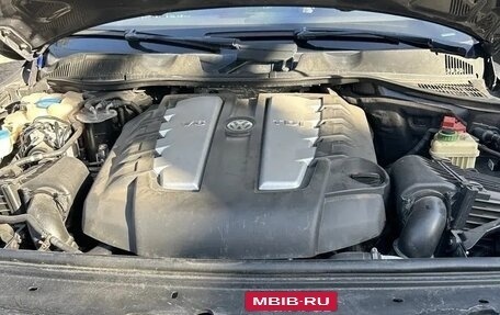 Volkswagen Touareg III, 2011 год, 2 300 000 рублей, 8 фотография