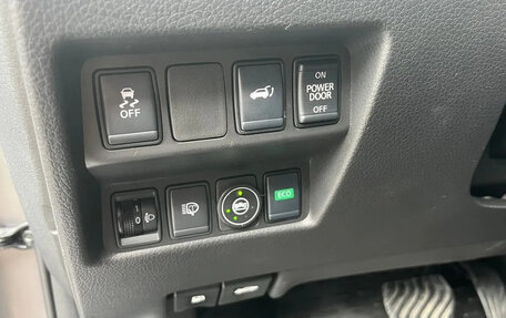 Nissan X-Trail, 2018 год, 2 000 000 рублей, 8 фотография