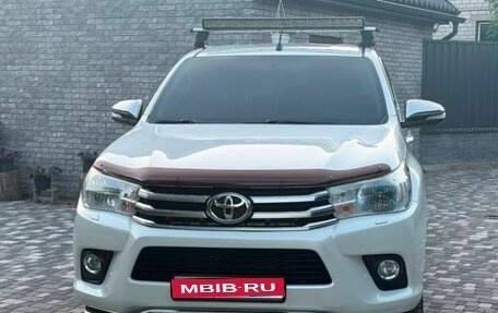 Toyota Hilux VIII, 2016 год, 2 190 000 рублей, 1 фотография