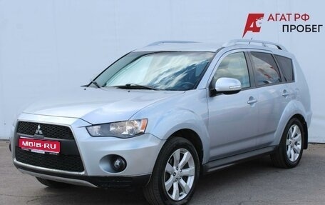 Mitsubishi Outlander III рестайлинг 3, 2010 год, 1 040 000 рублей, 1 фотография