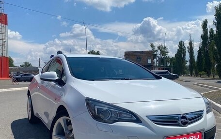 Opel Astra J, 2012 год, 850 000 рублей, 1 фотография