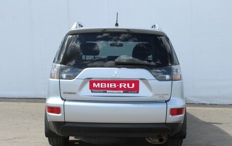 Mitsubishi Outlander III рестайлинг 3, 2010 год, 1 040 000 рублей, 6 фотография