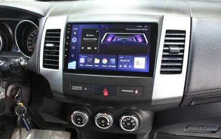 Mitsubishi Outlander III рестайлинг 3, 2010 год, 1 040 000 рублей, 18 фотография