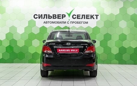 Hyundai Solaris II рестайлинг, 2015 год, 1 000 000 рублей, 4 фотография