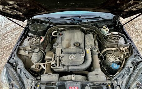 Mercedes-Benz E-Класс, 2011 год, 1 650 000 рублей, 12 фотография