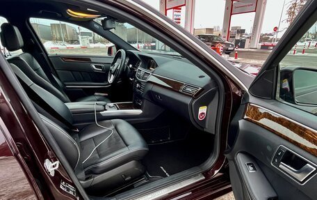 Mercedes-Benz E-Класс, 2011 год, 1 650 000 рублей, 9 фотография