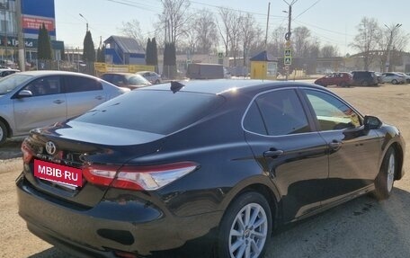 Toyota Camry, 2021 год, 1 999 000 рублей, 7 фотография