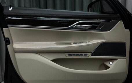 BMW 7 серия, 2015 год, 2 999 000 рублей, 18 фотография