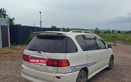 Toyota Ipsum II, 1998 год, 400 000 рублей, 6 фотография