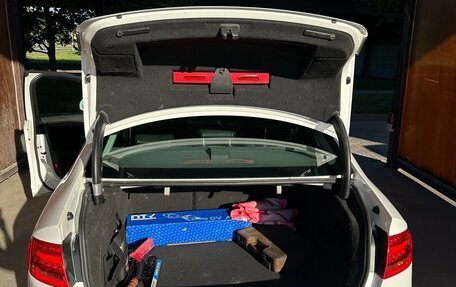 Audi A4, 2010 год, 860 000 рублей, 11 фотография