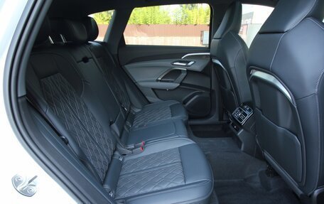 Audi Q5, 2026 год, 5 995 000 рублей, 17 фотография