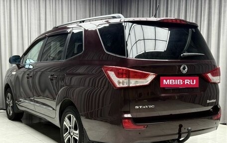 SsangYong Stavic, 2014 год, 1 569 000 рублей, 6 фотография