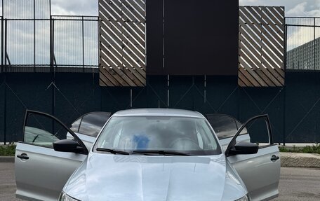 Skoda Rapid I, 2014 год, 395 000 рублей, 2 фотография
