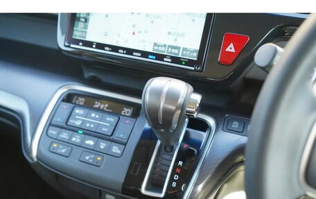 Honda Stepwgn IV, 2021 год, 1 790 000 рублей, 12 фотография