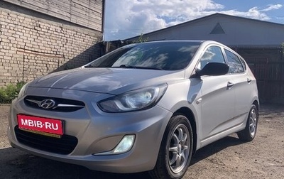Hyundai Solaris II рестайлинг, 2014 год, 750 000 рублей, 1 фотография