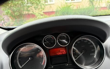 Peugeot 308 II, 2010 год, 305 555 рублей, 7 фотография