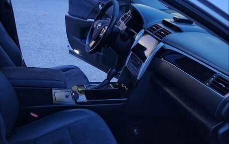 Toyota Camry, 2016 год, 2 100 000 рублей, 15 фотография