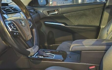 Toyota Camry, 2016 год, 2 100 000 рублей, 14 фотография